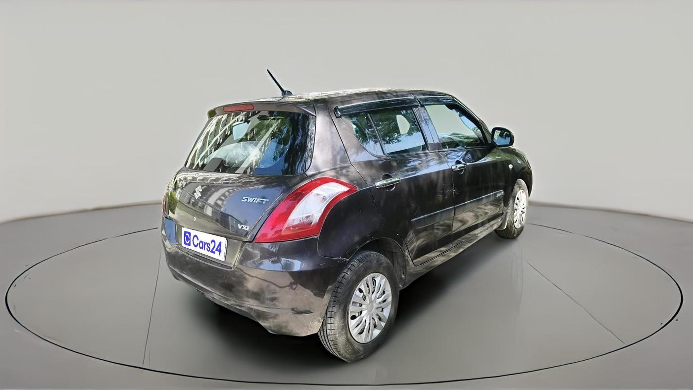 2017 Maruti Swift LXI, Petrol, Manual, 1,15,143 km, exterior