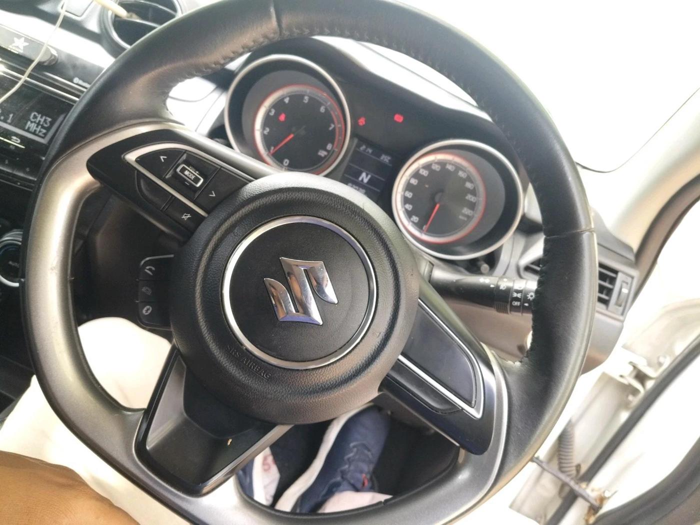 2020 Maruti Swift ZXI AMT, Petrol, Automatic, 92,038 km, interior