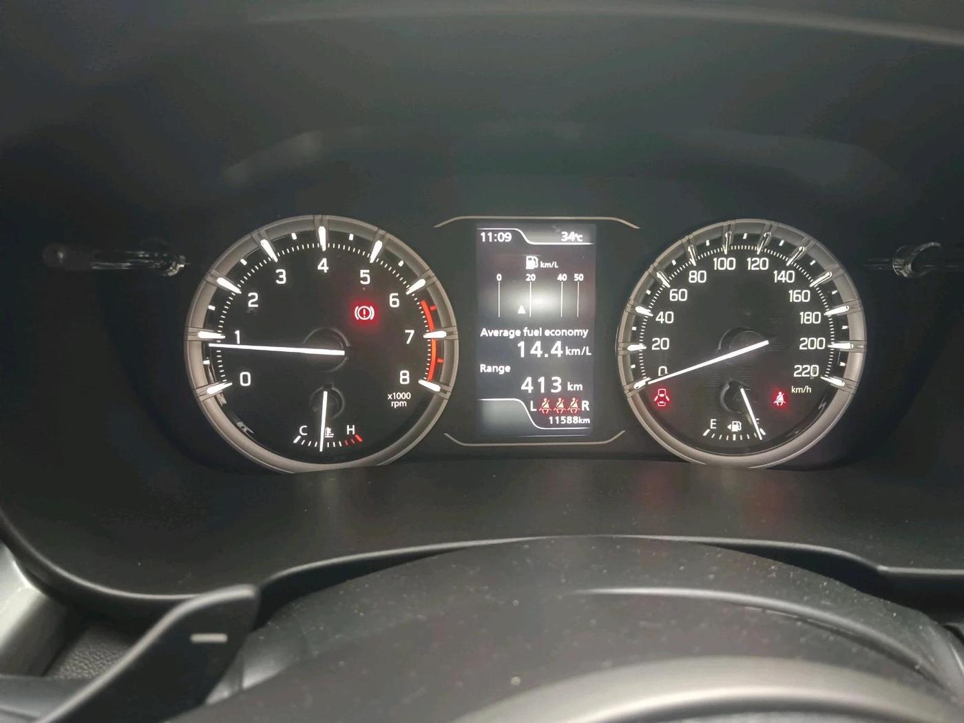 2025 Toyota URBAN CRUISER HYRYDER E NEO DRIVE, Petrol, Manual, 11,588 km, interior