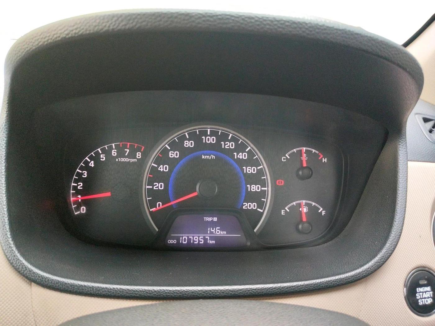 2014 Hyundai Grand i10 ASTA 1.2 KAPPA VTVT, Petrol, Manual, 1,07,957 km, interior