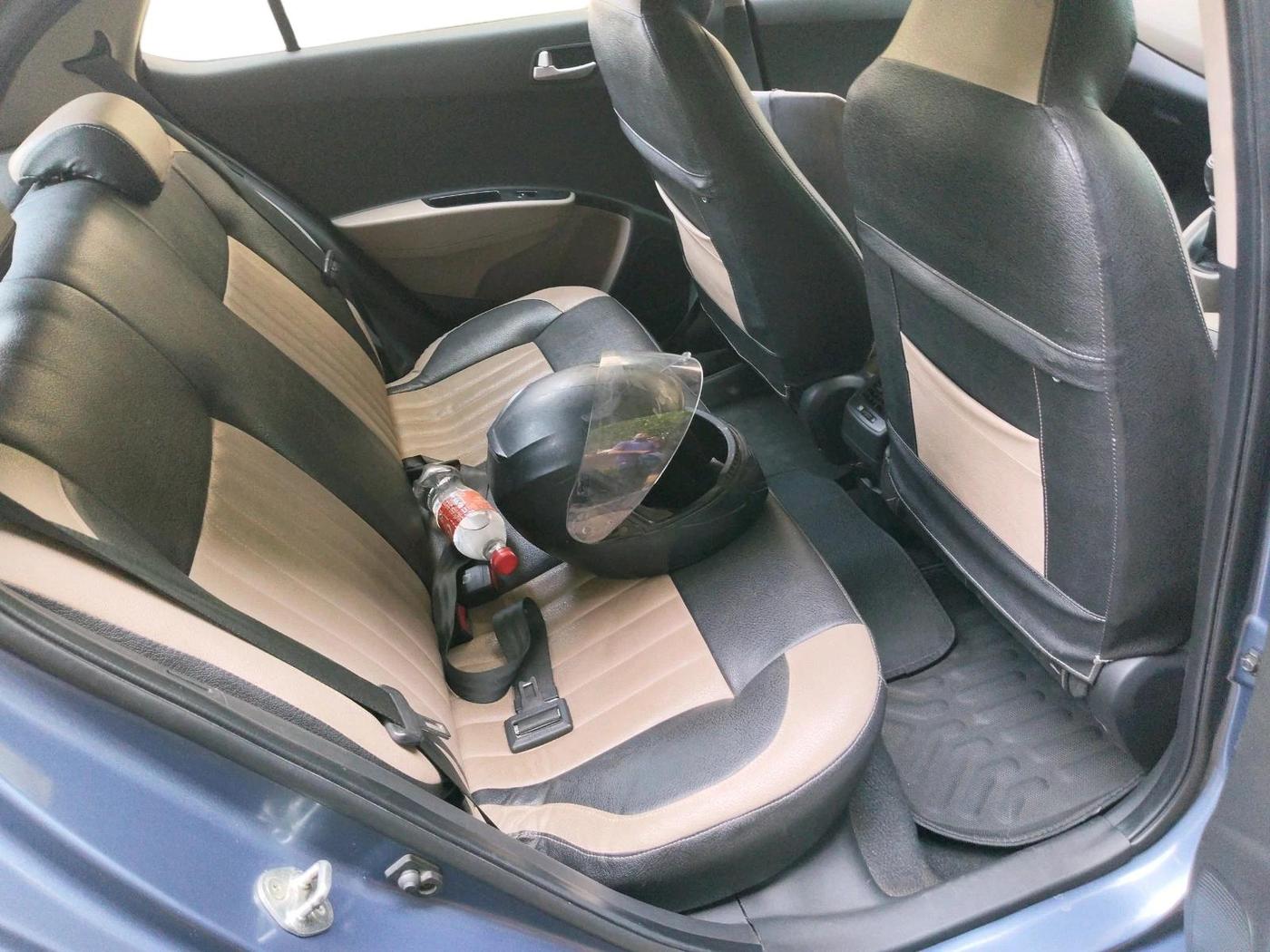 2014 Hyundai Grand i10 ASTA 1.2 KAPPA VTVT, Petrol, Manual, 1,07,957 km, interior