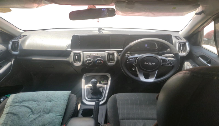 2022 KIA SONET HTE 1.2, Petrol, Manual, 88,932 km, interior