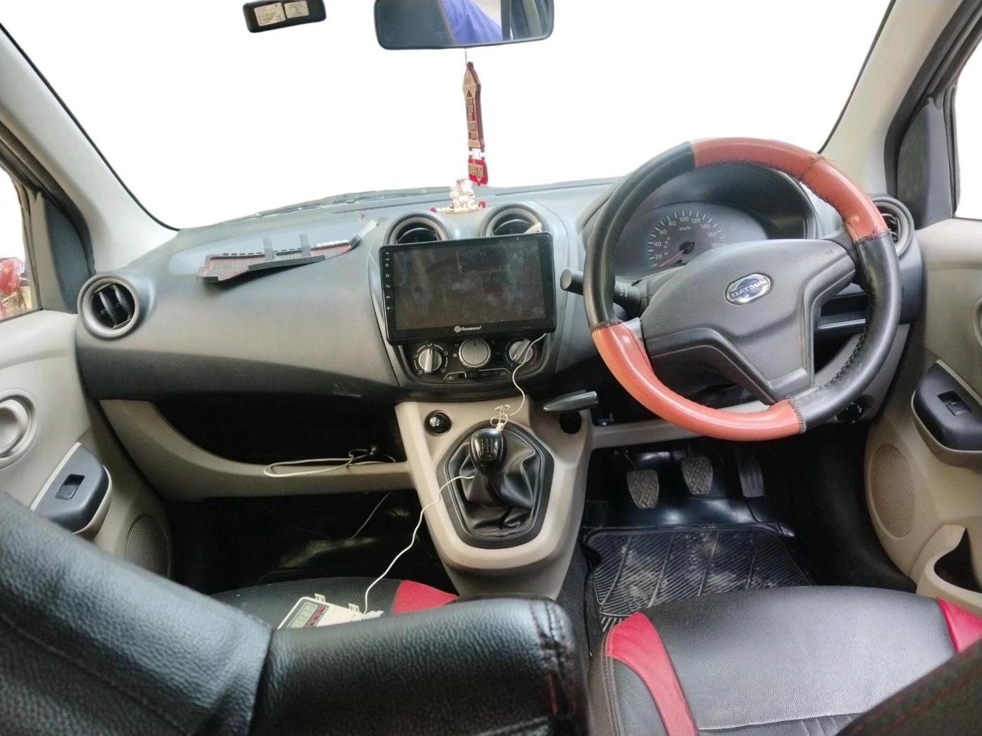 2017 Datsun Go T, Petrol, Manual, 66,225 km, interior
