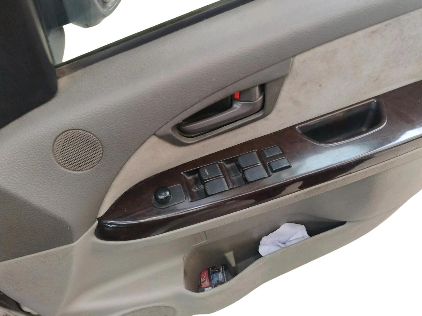 2011 Maruti SX4 VXI, CNG, Manual, 1,00,000 km, interior