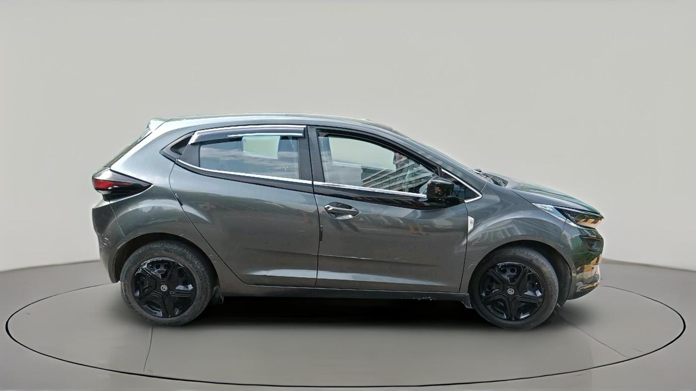 2024 Tata ALTROZ XM PLUS CNG, CNG, Manual, 58,827 km, exterior