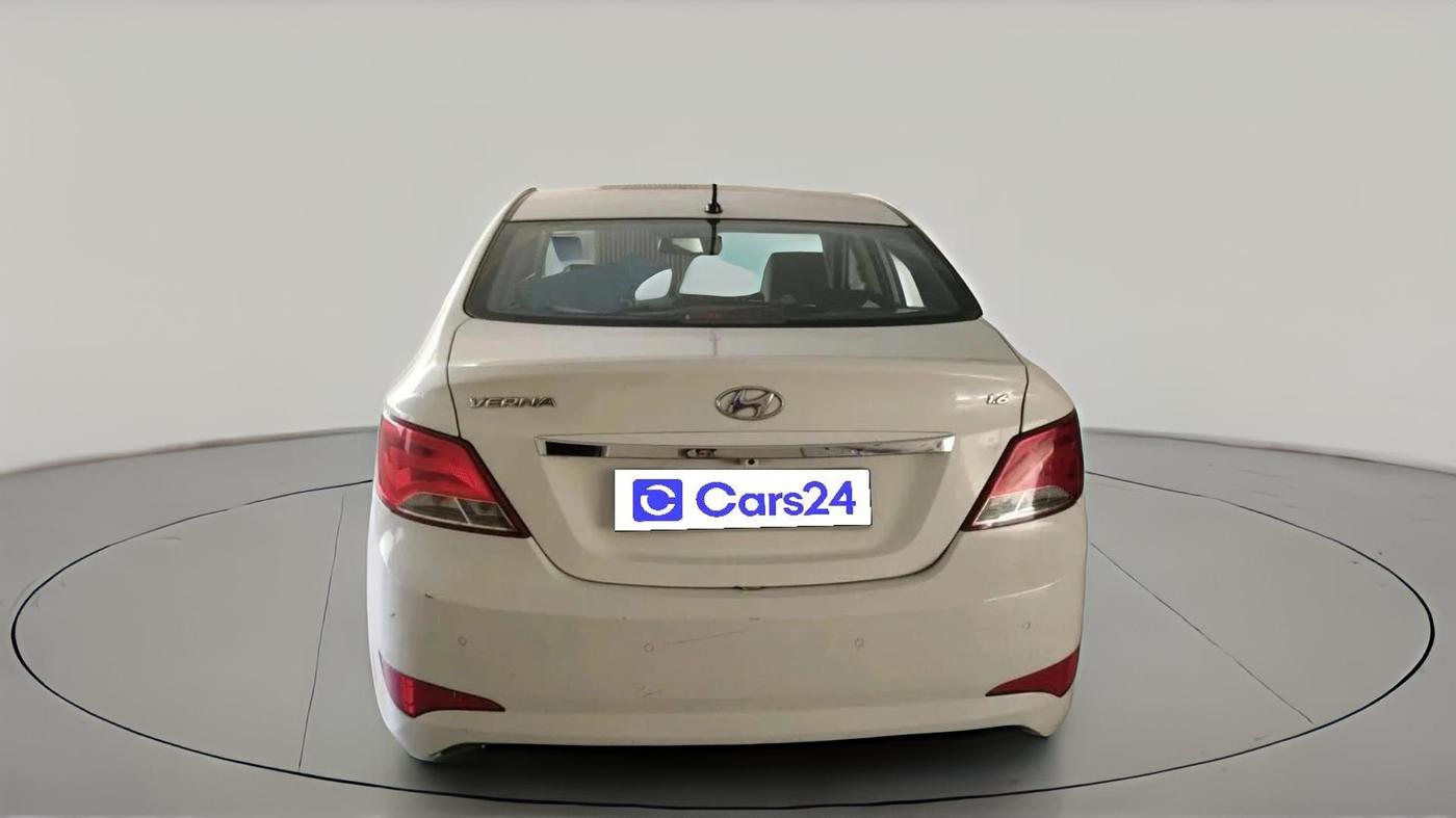 2015 Hyundai Verna FLUIDIC 1.6 VTVT S O AT, Petrol, Automatic, 94,398 km, exterior