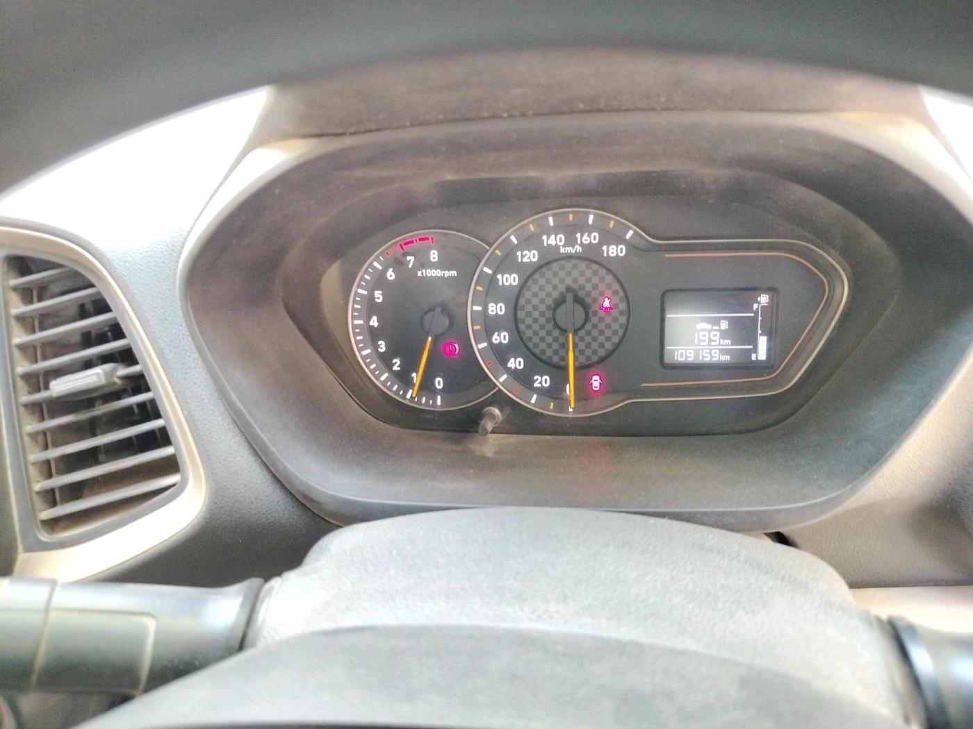 2018 Hyundai NEW SANTRO SPORTZ MT, Petrol, Manual, 1,09,159 km, interior