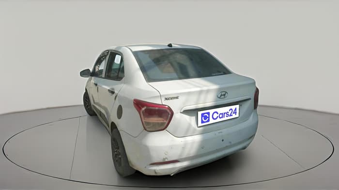 2016 Hyundai Xcent BASE 1.2, CNG, Manual, 1,34,513 km, exterior