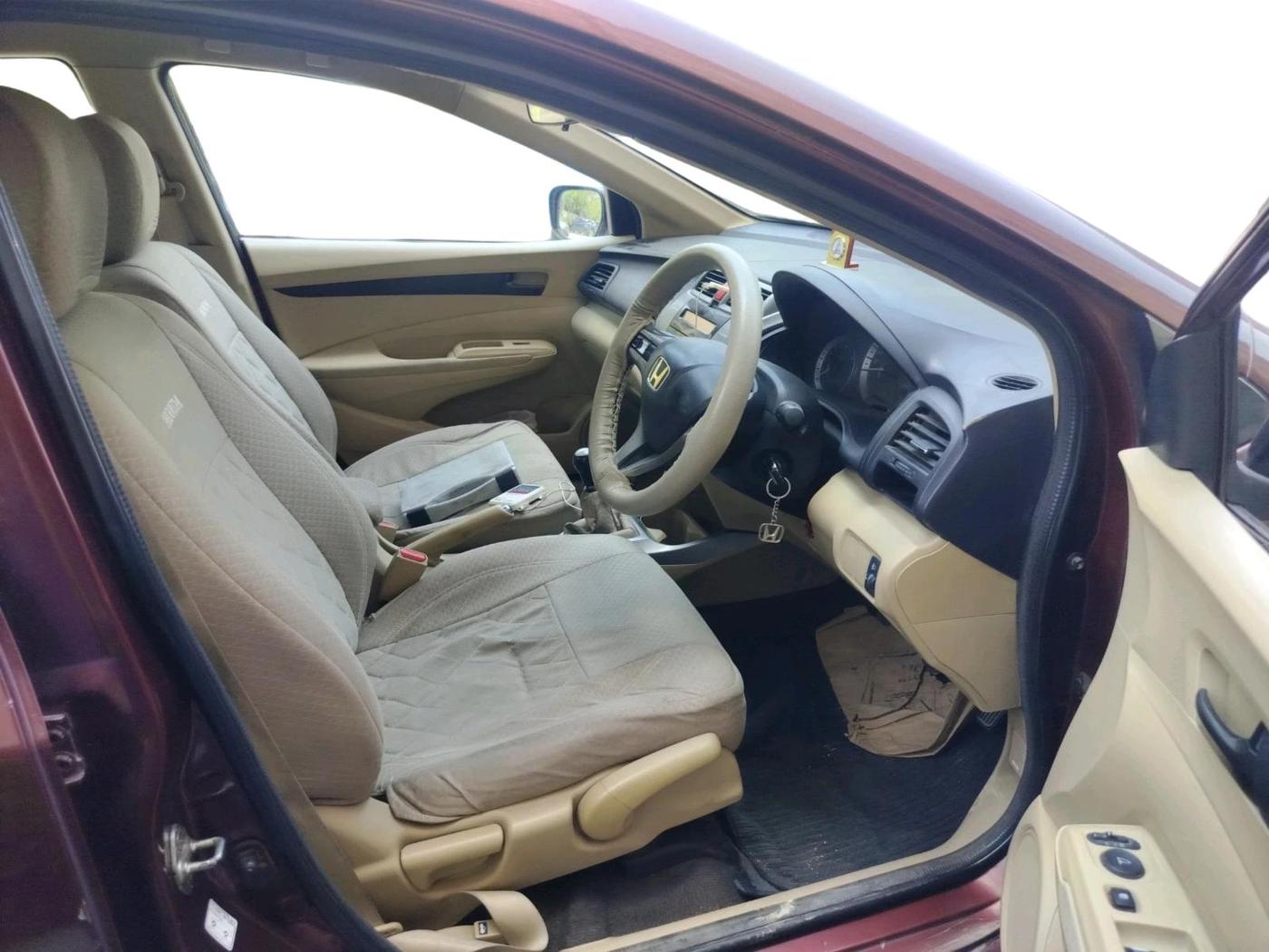 2012 Honda City 1.5L I-VTEC S MT, Petrol, Manual, 2,55,788 km, interior