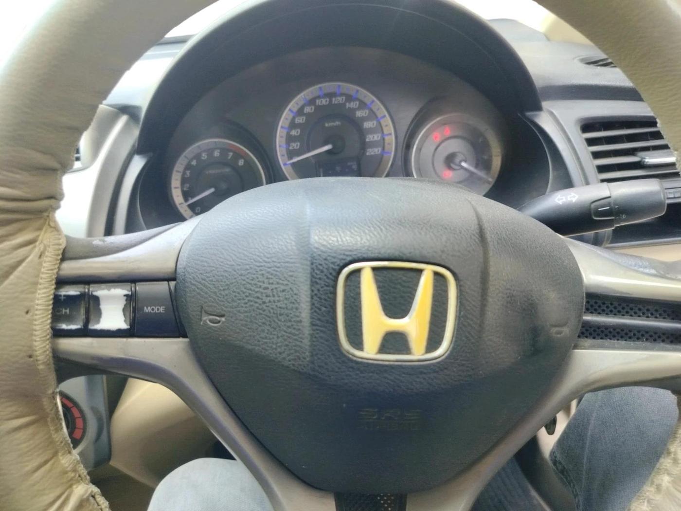2012 Honda City 1.5L I-VTEC S MT, Petrol, Manual, 2,55,788 km, interior