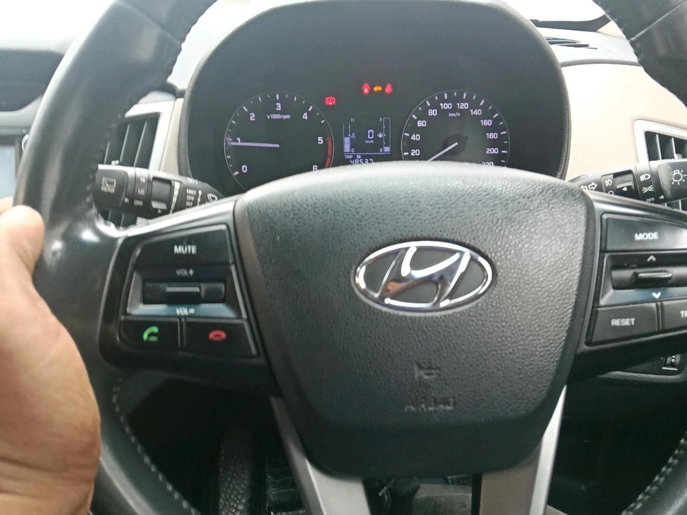2016 Hyundai Creta SX PLUS AT 1.6 DIESEL, Diesel, Automatic, 1,27,952 km, interior