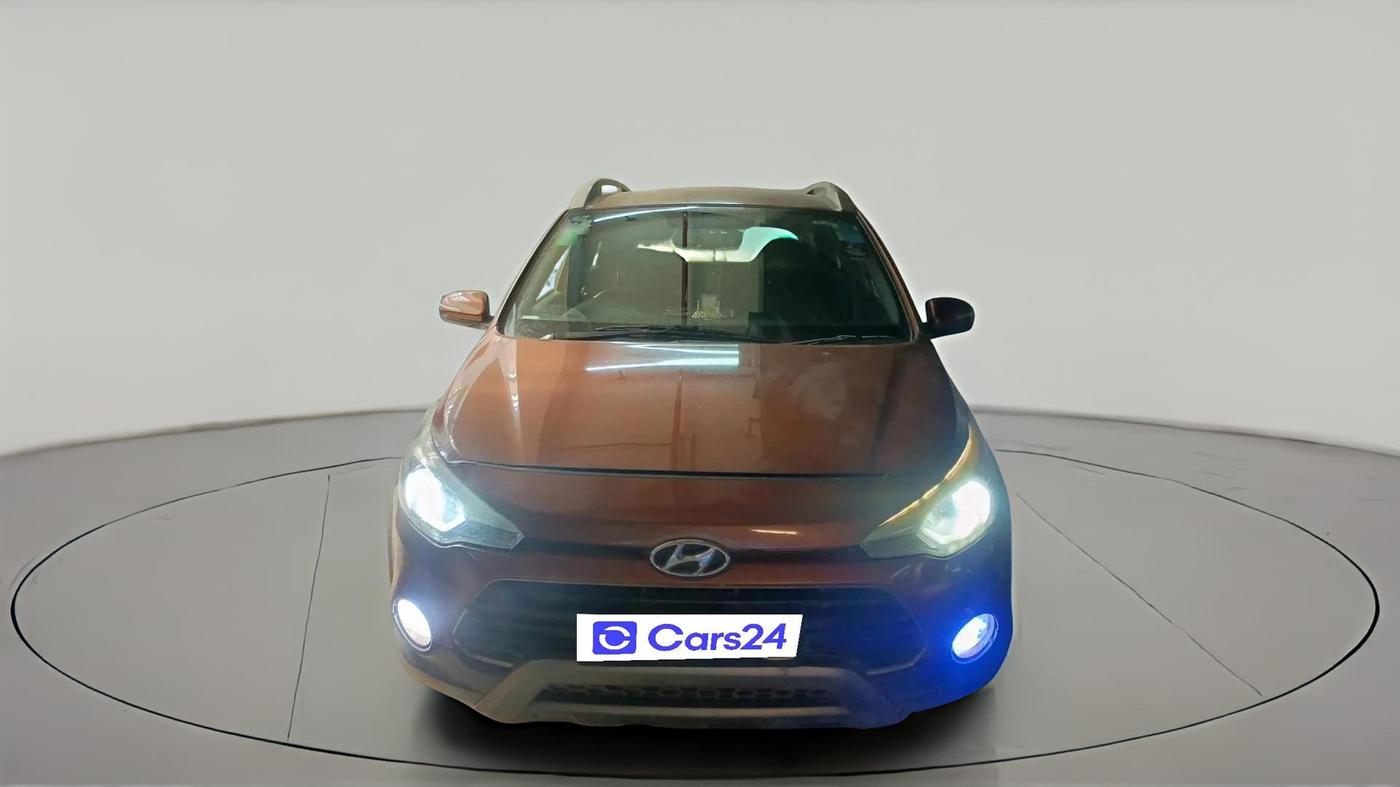 2015 Hyundai i20 Active 1.2 S, CNG, Manual, 1,96,399 km, exterior