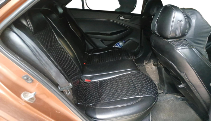 2015 Hyundai i20 Active 1.2 S, CNG, Manual, 1,96,399 km, interior