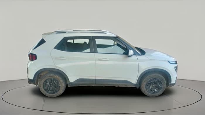 2022 Hyundai VENUE SX 1.2 PETROL, Petrol, Manual, 38,697 km, exterior