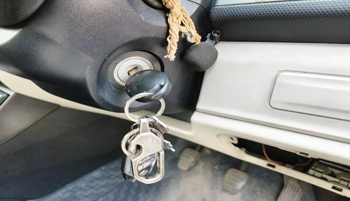 2021 Tata ALTROZ XE PETROL, Petrol, Manual, 59,956 km, interior