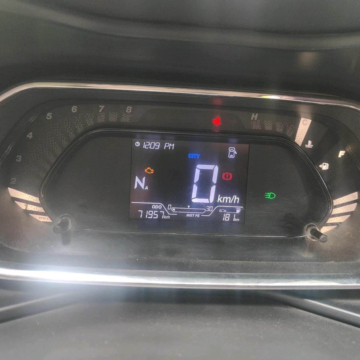 2023 Tata NEXON XMA PETROL, Petrol, Automatic, 71,957 km, interior
