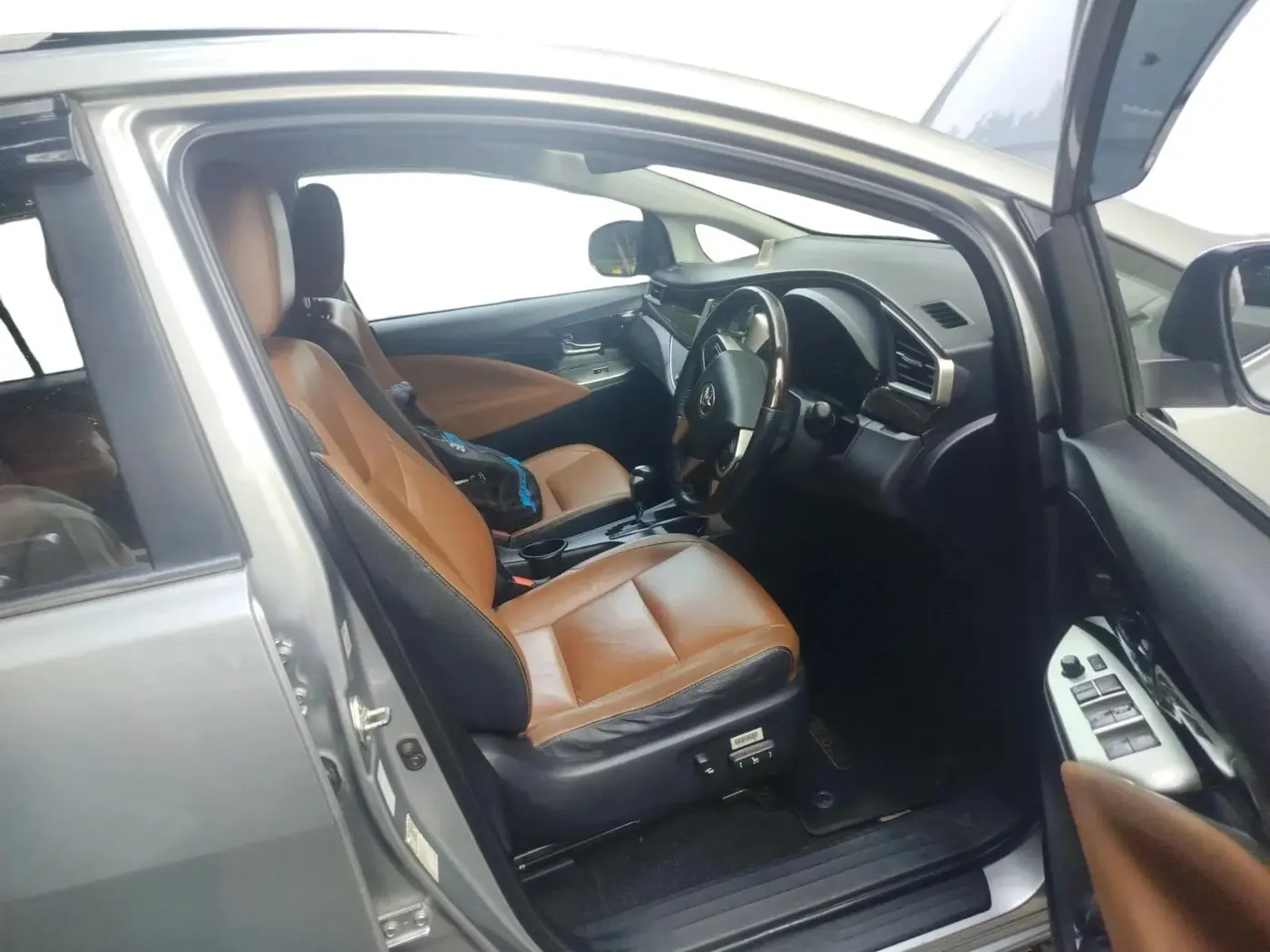 2018 Toyota Innova Crysta 2.7 ZX AT 7 STR, Petrol, Automatic, 52,237 km, interior