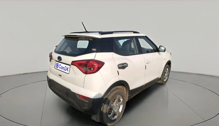 2019 Mahindra XUV300 W6 1.5 DIESEL, Diesel, Manual, 1,83,177 km, exterior
