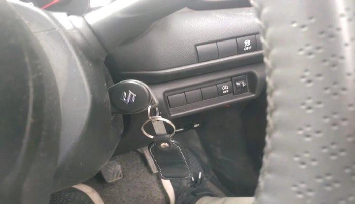 2024 Maruti Swift VXi, Petrol, Manual, 17,802 km, interior