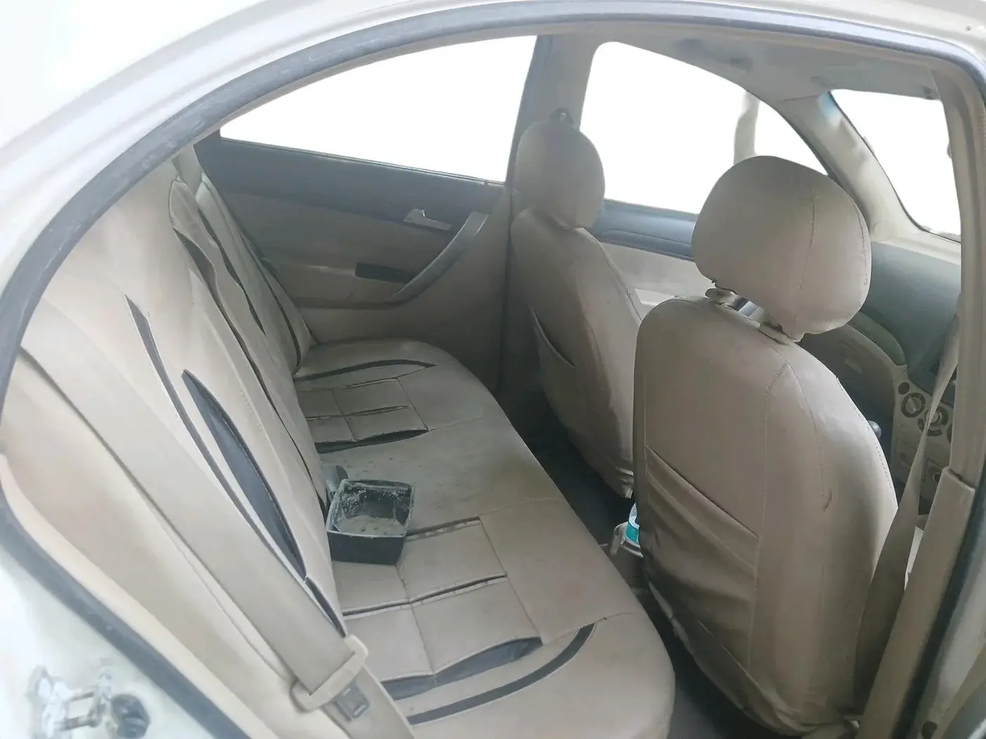 2011 Chevrolet Aveo CNG 1.4, CNG, Manual, 98,000 km, interior
