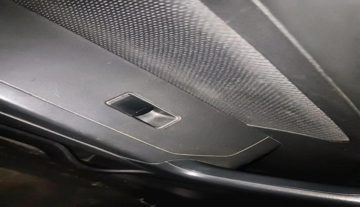 2018 Maruti Vitara Brezza VDI (O), Diesel, Manual, 50,153 km, interior