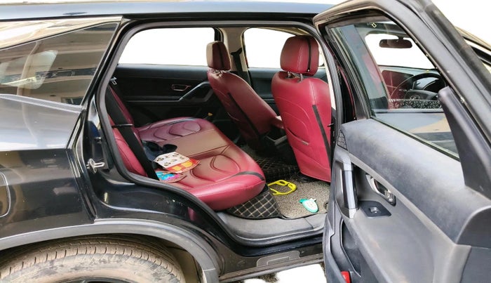 2020 Tata Harrier XT 2.0L KRYOTEC DARK EDITION, Diesel, Manual, 84,150 km, interior