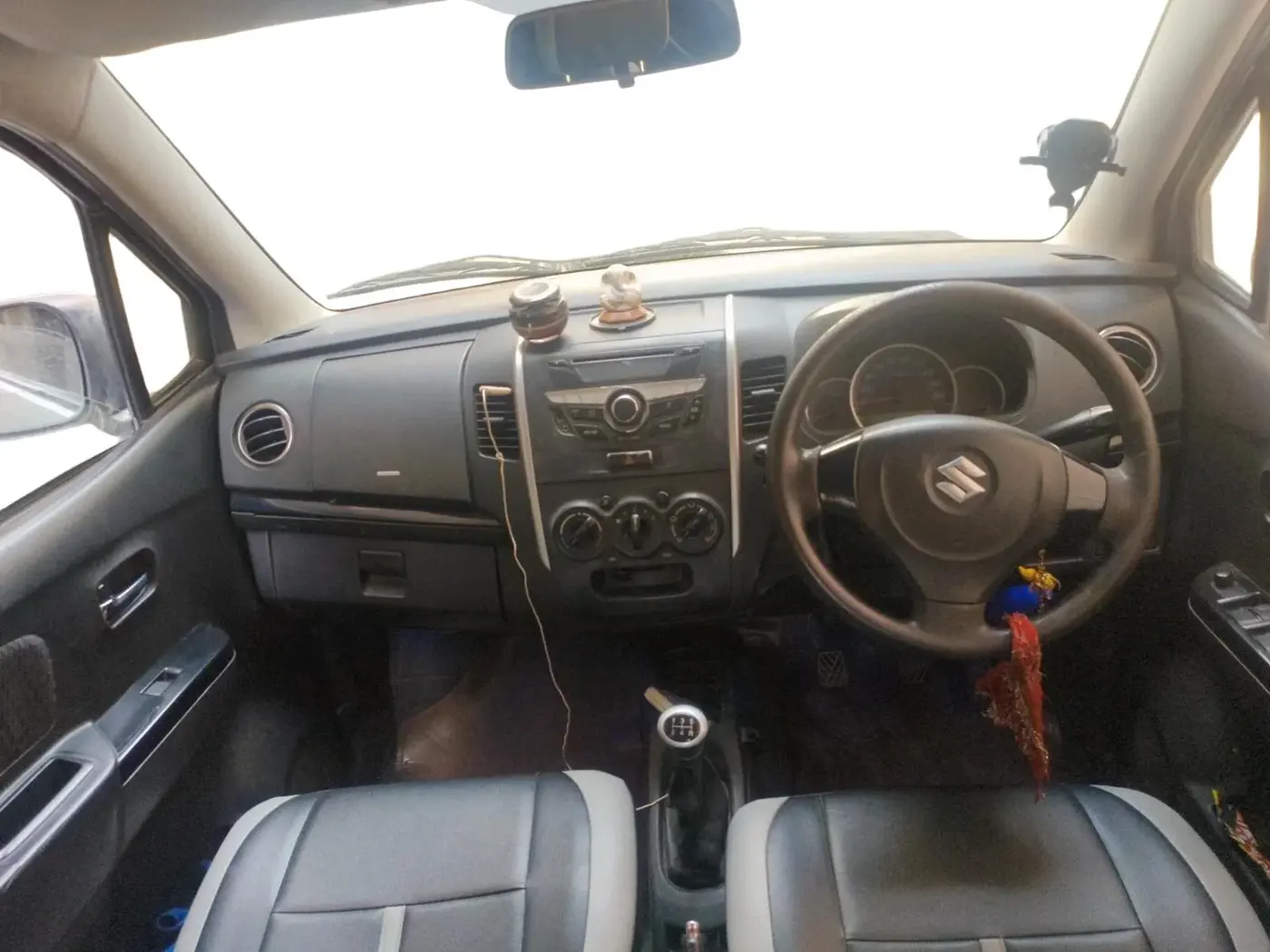 2013 Maruti Wagon R Stingray VXI, Petrol, Manual, 83,563 km, interior