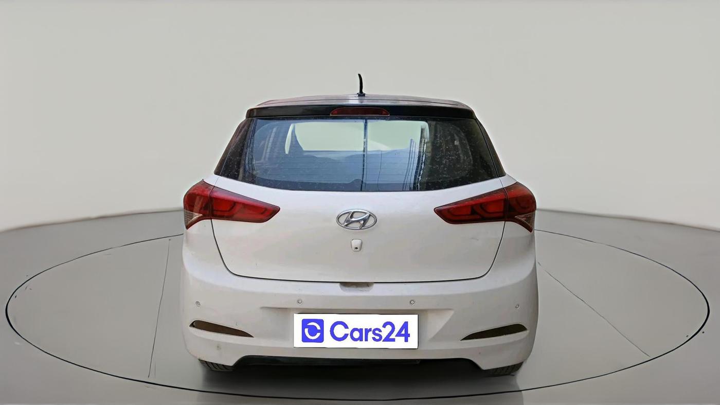 2016 Hyundai Elite i20 SPORTZ 1.4 CRDI, Diesel, Manual, 1,42,574 km, exterior
