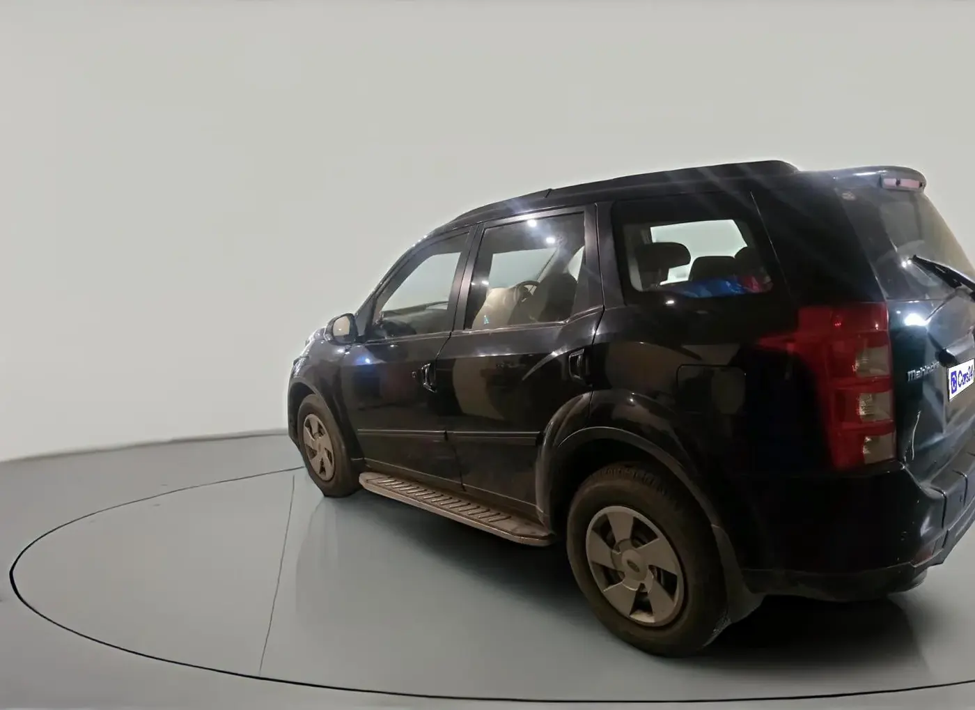 2017 Mahindra XUV500 W6 AT, Diesel, Automatic, 38,390 km, exterior