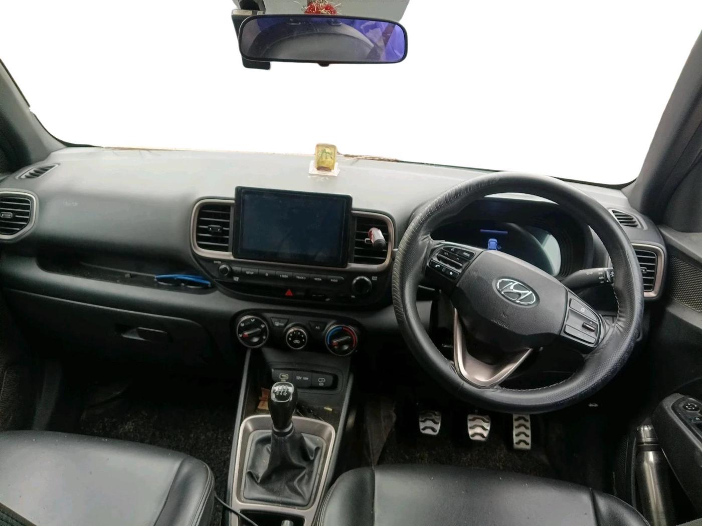 2023 Hyundai VENUE S (O) 1.2 KNIGHT EDITION, Petrol, Manual, 79,545 km, interior