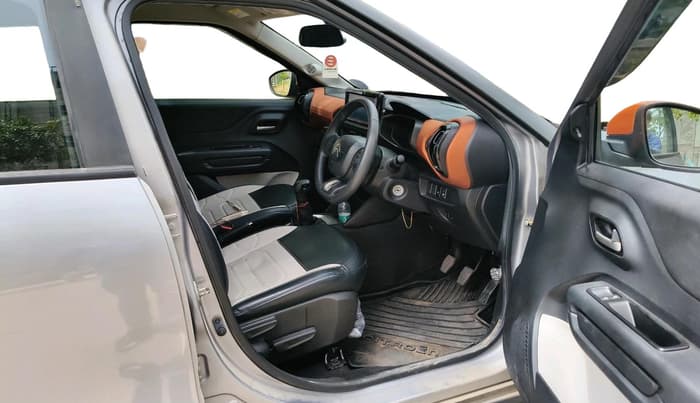 2022 CITROEN C3 FEEL 1.2 DUAL TONE, Petrol, Manual, 11,031 km, interior