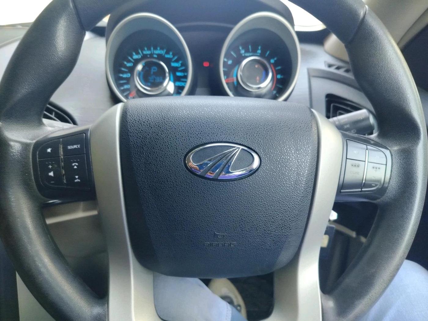 2016 Mahindra XUV500 W6 AT, Diesel, Automatic, 70,793 km, interior