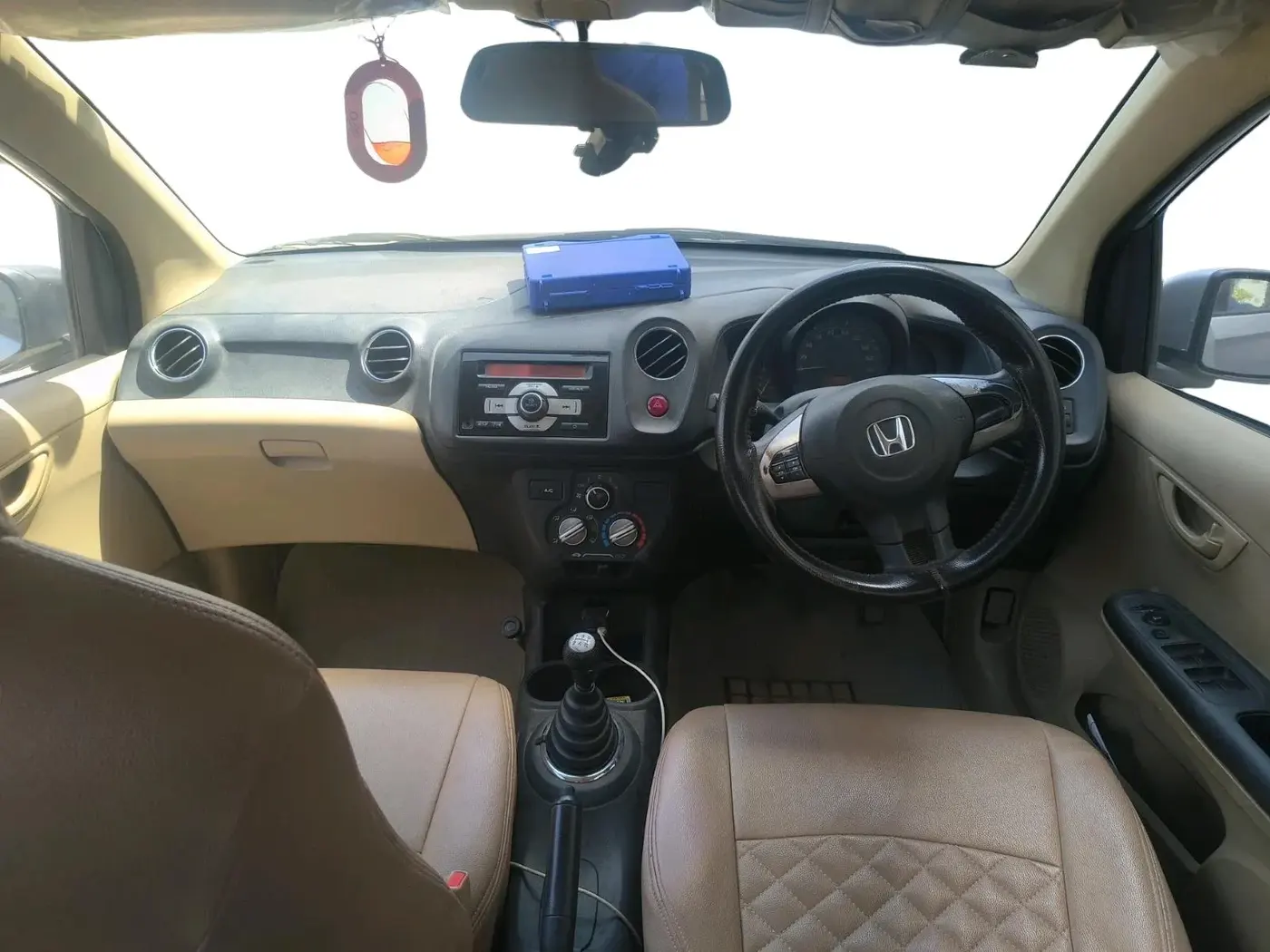 2016 Honda Amaze 1.2L I-VTEC S, Petrol, Manual, 53,235 km, interior