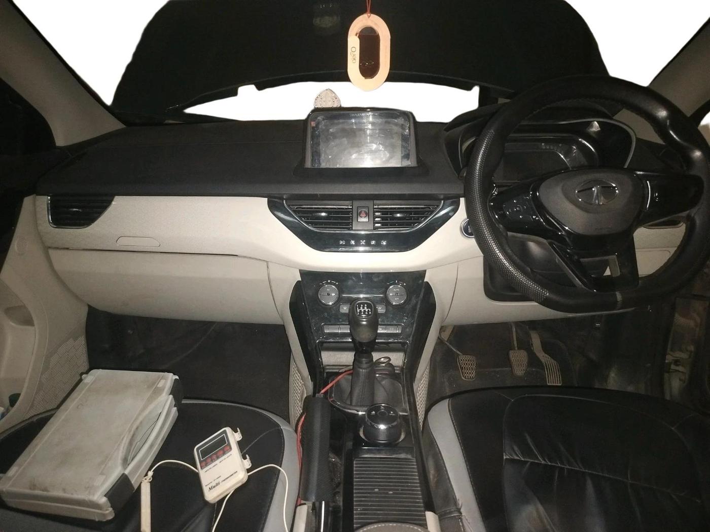 2022 Tata NEXON XZ PLUS PETROL, Petrol, Manual, 49,800 km, interior