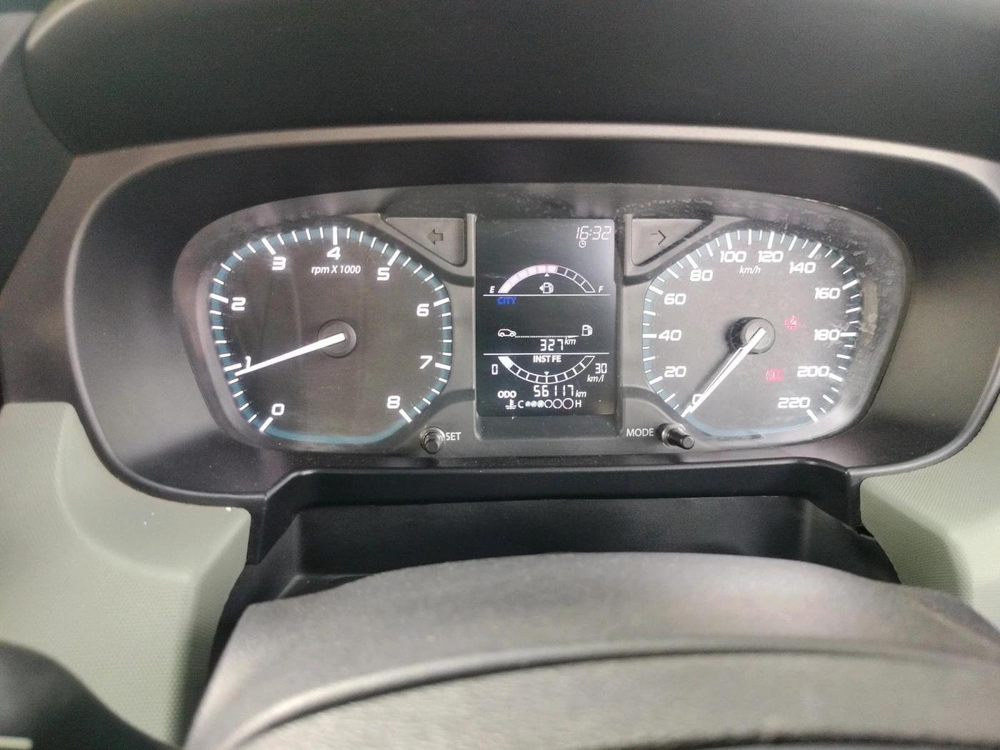 2022 Tata PUNCH ADVENTURE MT, Petrol, Manual, 56,117 km, interior