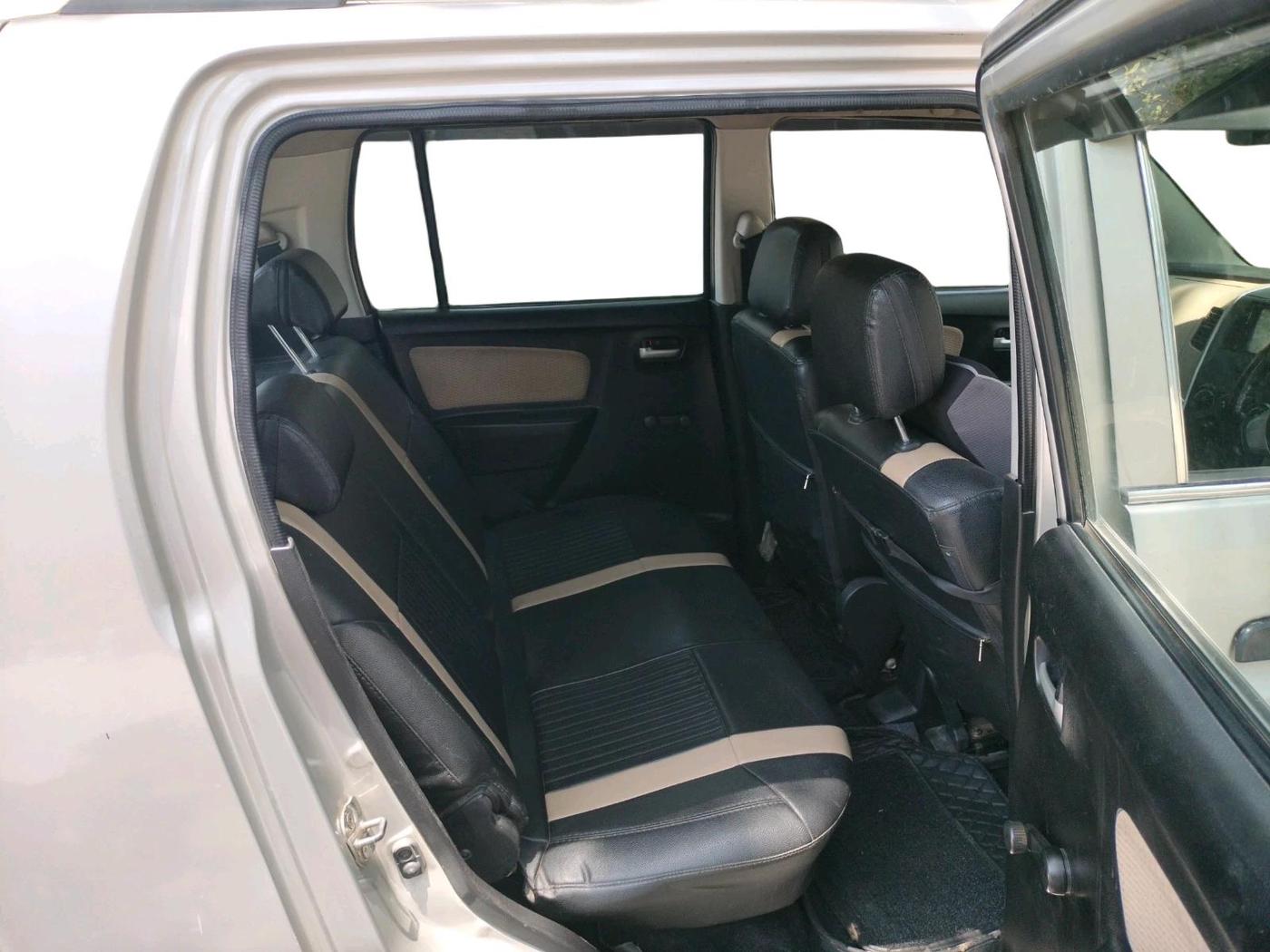 2017 Maruti Wagon R 1.0 LXI CNG, CNG, Manual, 1,02,199 km, interior