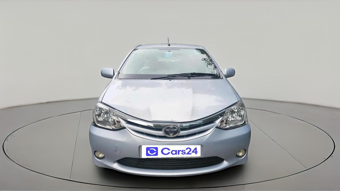2011 Toyota Etios V, Petrol, Manual, 1,44,100 km, exterior