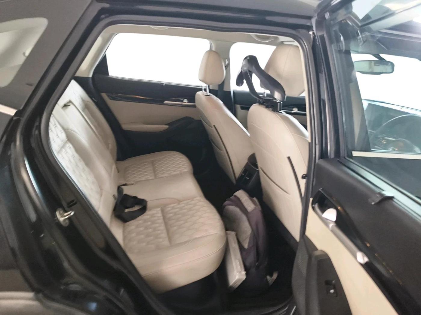 2020 KIA SELTOS HTX 1.5 PETROL, Petrol, Manual, 1,31,070 km, interior