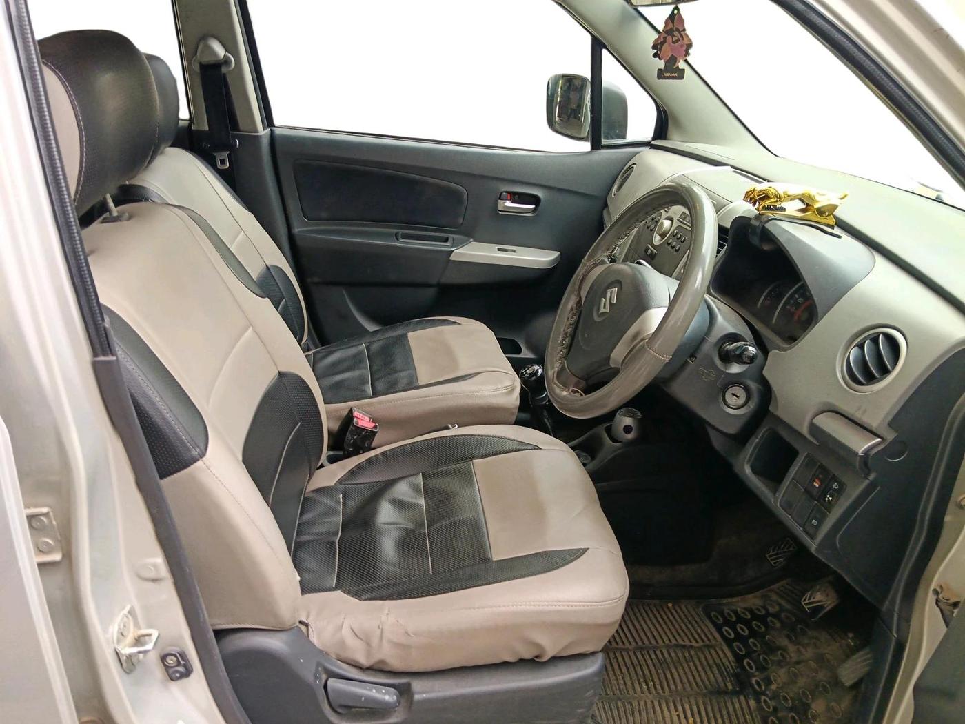2011 Maruti Wagon R 1.0 VXI, Petrol, Manual, 1,00,062 km, interior