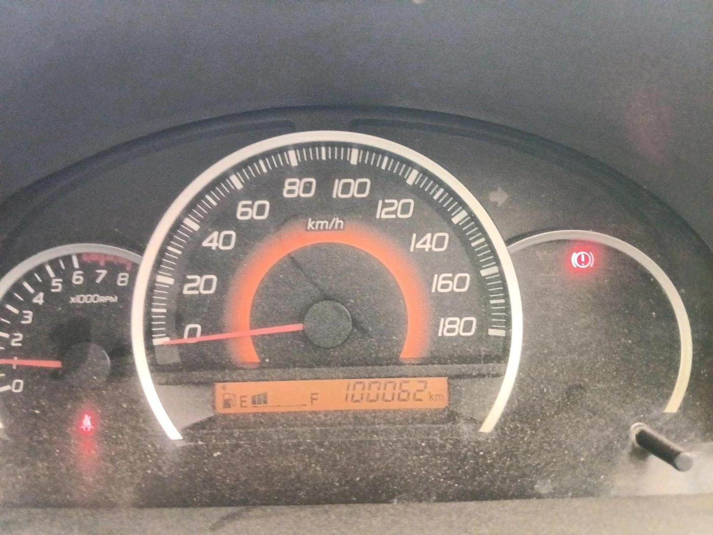 2011 Maruti Wagon R 1.0 VXI, Petrol, Manual, 1,00,062 km, interior