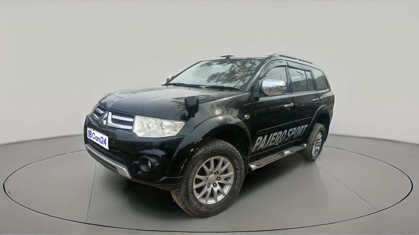 2016 Mitsubishi Pajero Sport 2.5 AT 4X2, Diesel, Automatic, 1,10,107 km, exterior