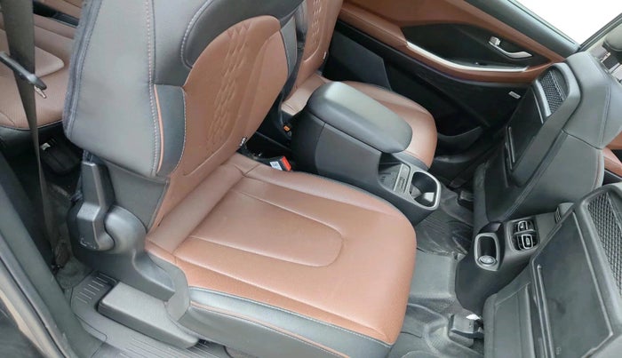 2021 Hyundai ALCAZAR PLATINUM (O) 6STR 2.0 AT, Petrol, Automatic, 33,573 km, interior