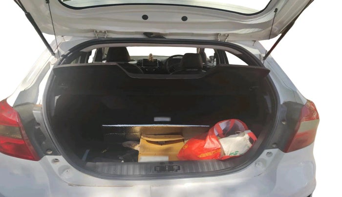 2019 Ford New Figo TITANIUM 1.2 PETROL MT, Petrol, Manual, 22,770 km, exterior