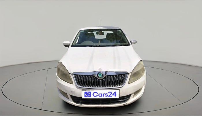 2012 Skoda Rapid AMBITION 1.6 MPI MT PLUS, CNG, Manual, 3,00,975 km, exterior