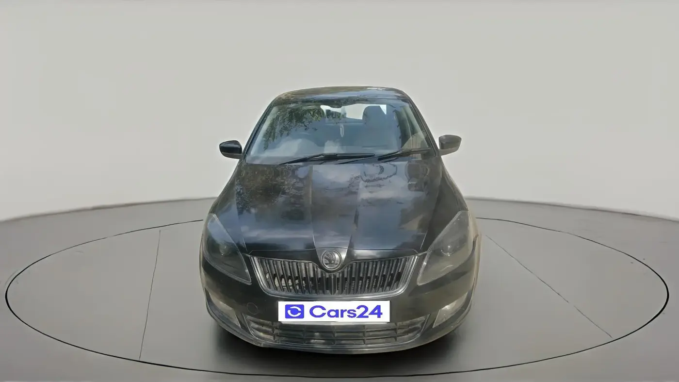 2014 Skoda Rapid AMBITION 1.6 MPI MT PLUS, Petrol, Manual, 46,253 km, exterior