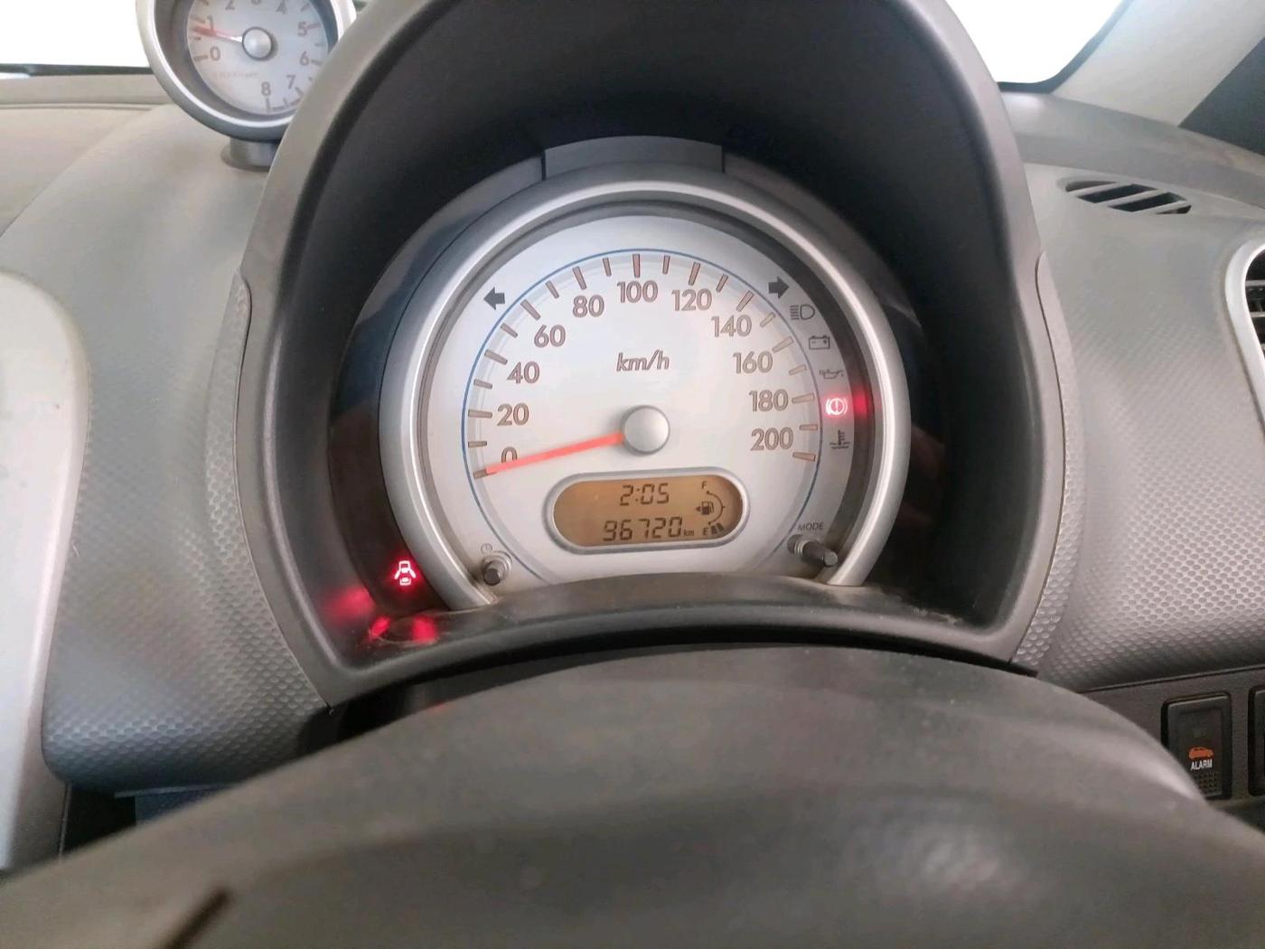 2012 Maruti Ritz ZXI, Petrol, Manual, 96,720 km, interior
