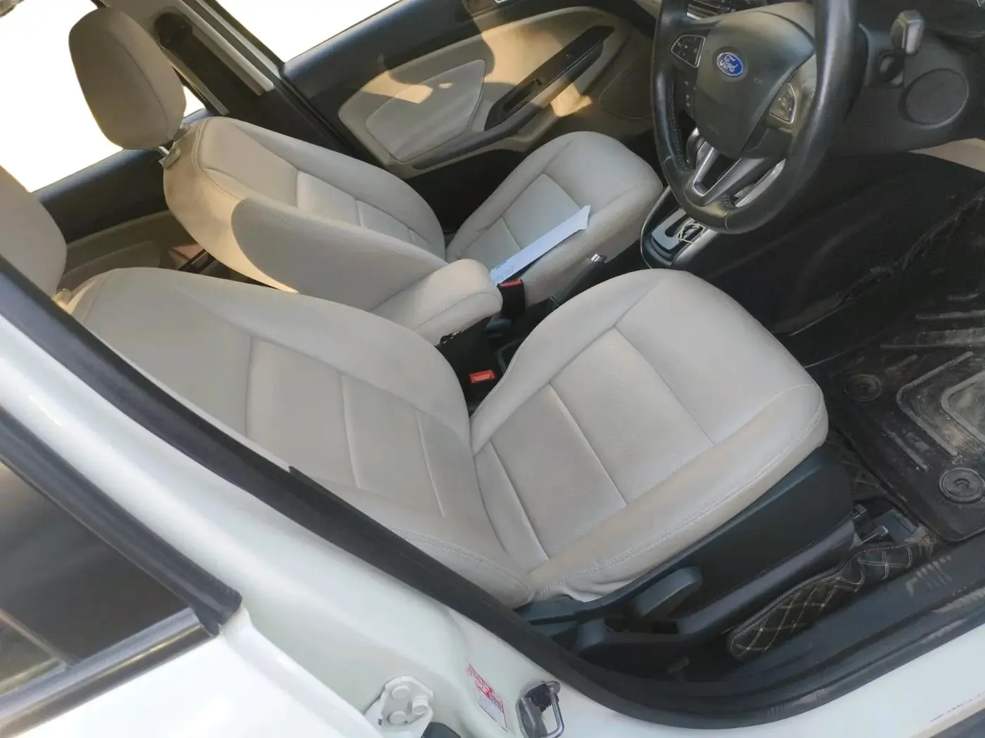 2021 Ford Ecosport TITANIUM + 1.5L PETROL AT, Petrol, Automatic, 82,909 km, interior