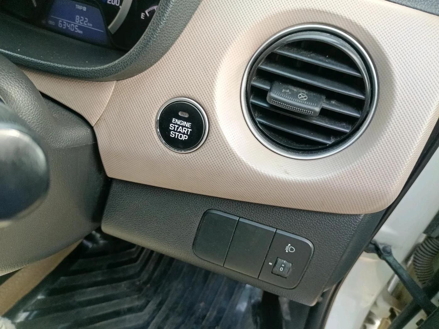 2019 Hyundai Grand i10 ASTA 1.2 KAPPA VTVT, Petrol, Manual, 63,405 km, interior