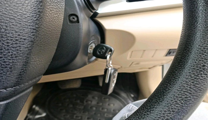 2019 Toyota YARIS J CVT, Petrol, Automatic, 71,359 km, interior