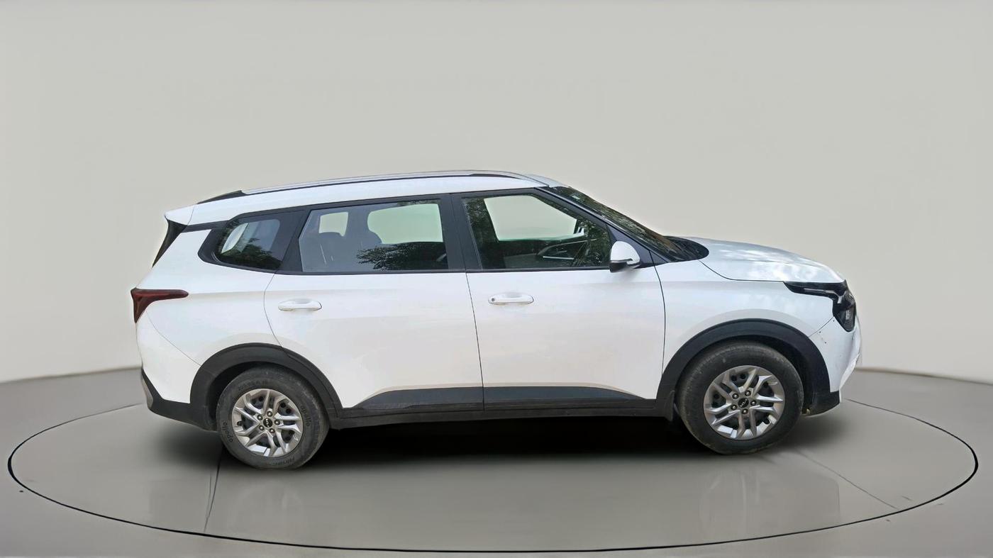 2023 KIA CARENS PRESTIGE 1.5 DIESEL 7 STR, Diesel, Manual, 1,62,419 km, exterior